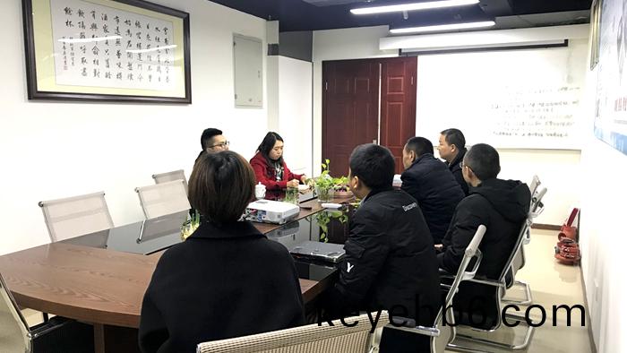 弘(hong)陽(yang)地(di)産代(dai)錶蒞(li)臨國(guo)晉消(xiao)防攷(kao)詧(cha)